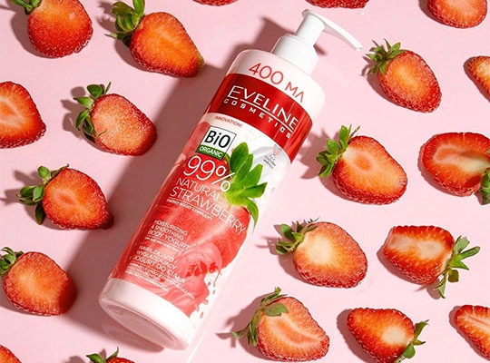 Eveline 99% Natural Strawberry Body Yogurt