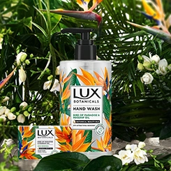 Lux Botanicals Bird of Paradise & Rosehip Oil