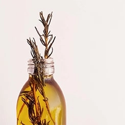 Veoli Botanica Aroma Body Therapy ujędrniające serum olejowe do ciała z aktywnym ekstraktem z rozmarynu